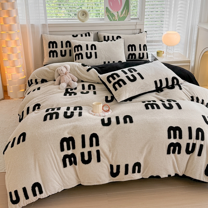 91家纺网 家纺一手货源 找家纺 小叮当家纺仓储工厂店 2025新款舒棉绒提花绣花四件套 舒棉绒提花-迷你米白