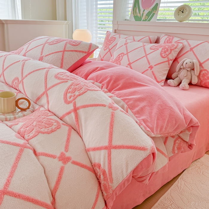 91家纺网 家纺一手货源 找家纺 小叮当家纺仓储工厂店 2025新款舒棉绒提花绣花四件套 舒棉绒提花-蝶梦