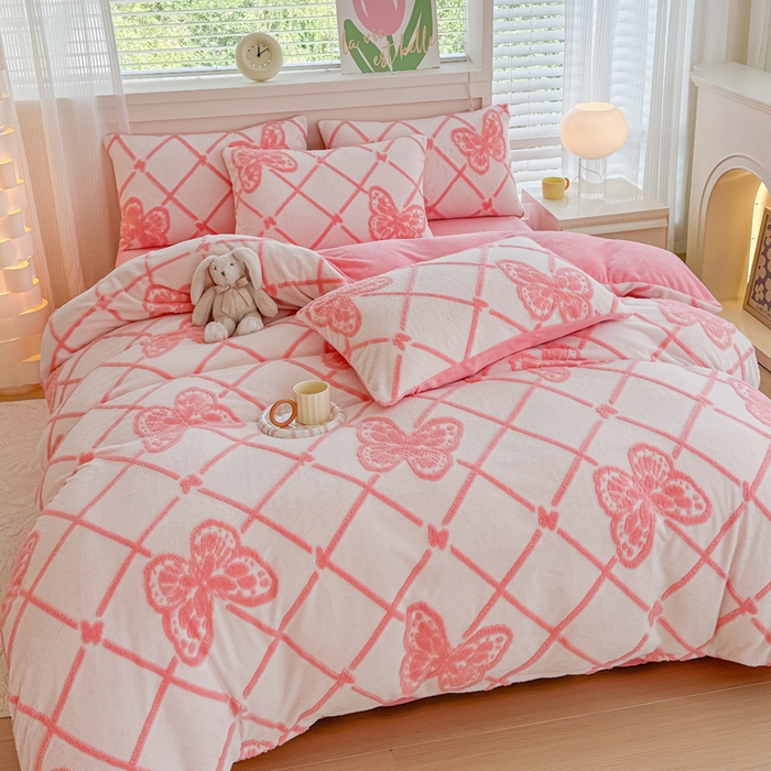 91家纺网 家纺一手货源 找家纺 小叮当家纺仓储工厂店 2025新款舒棉绒提花绣花四件套 舒棉绒提花-蝶梦