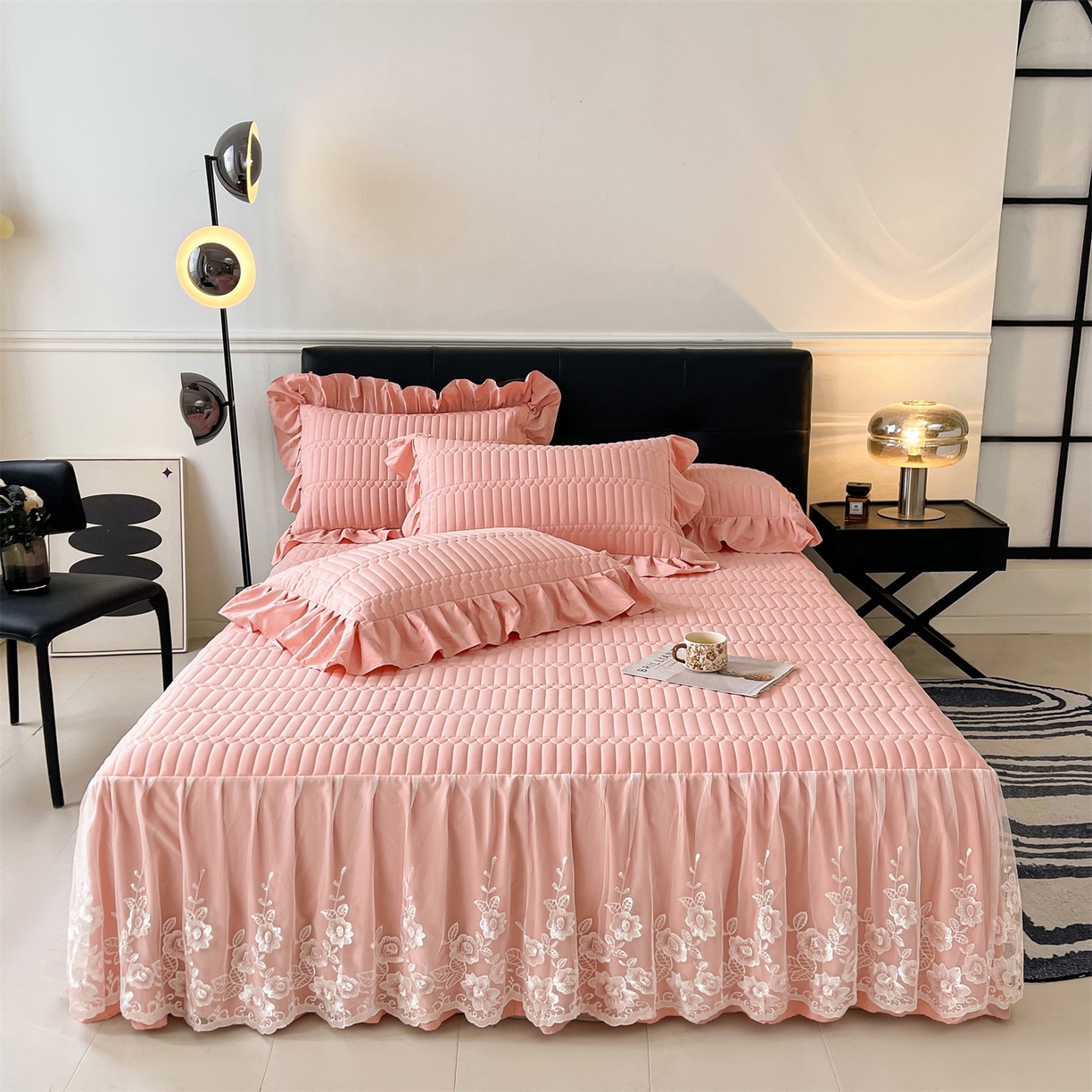 91家纺网 家纺一手货源 找家纺 好儿喜家纺 2025新款A类水洗棉床裙三件套-安妮系列 安妮-浅豆沙