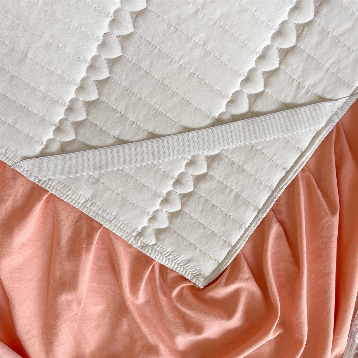 91家纺网 家纺一手货源 找家纺 好儿喜家纺 2025新款A类水洗棉床裙三件套-安妮系列 安妮-浅豆沙