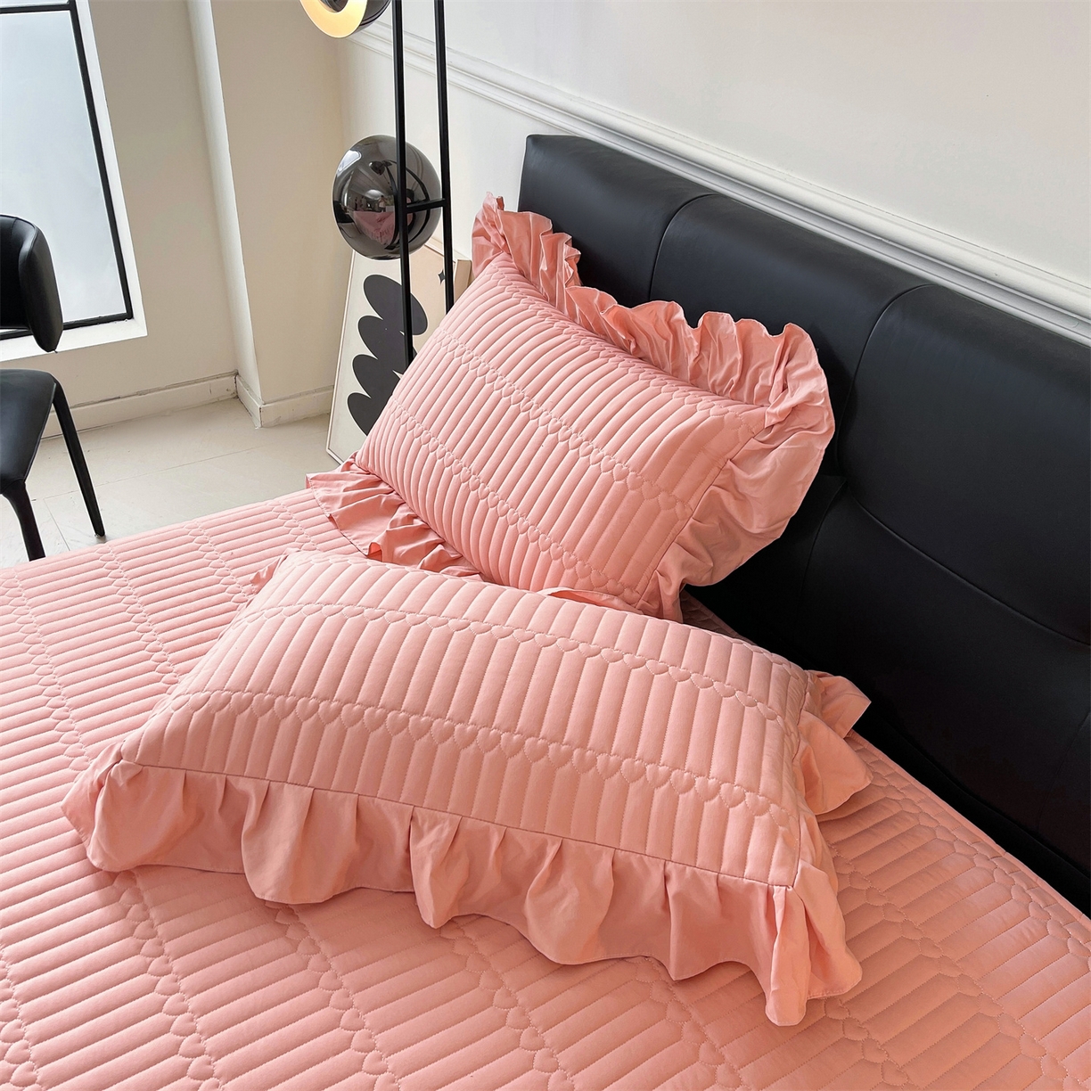 91家纺网 家纺一手货源 找家纺 好儿喜家纺 2025新款A类水洗棉床裙三件套-安妮系列 安妮-浅豆沙