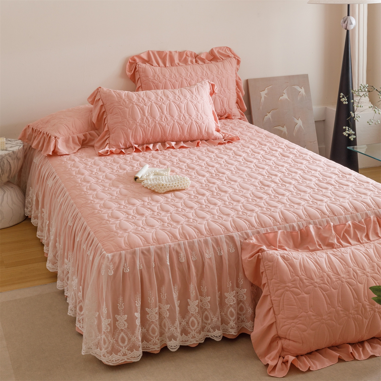 91家纺网 家纺一手货源 找家纺 （总）好儿喜家纺 2025新款A类水洗棉床裙三件套-梦语系列