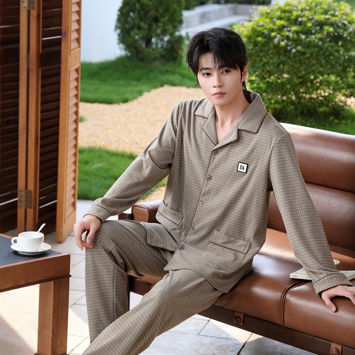 91家纺网 家纺一手货源 找家纺 （总）洛兰沙家居馆 2025新款德绒绵竹加厚300克情侣睡衣男女款睡衣（翻领）