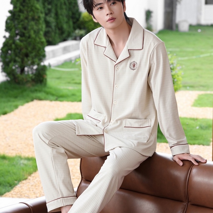 91家纺网 家纺一手货源 找家纺 （总）洛兰沙家居馆 2025新款德绒绵竹加厚300克情侣睡衣男女款睡衣（翻领）