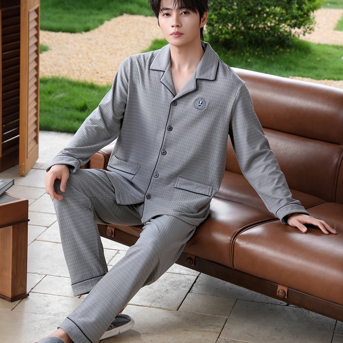 91家纺网 家纺一手货源 找家纺 （总）洛兰沙家居馆 2025新款德绒绵竹加厚300克情侣睡衣男女款睡衣（翻领）