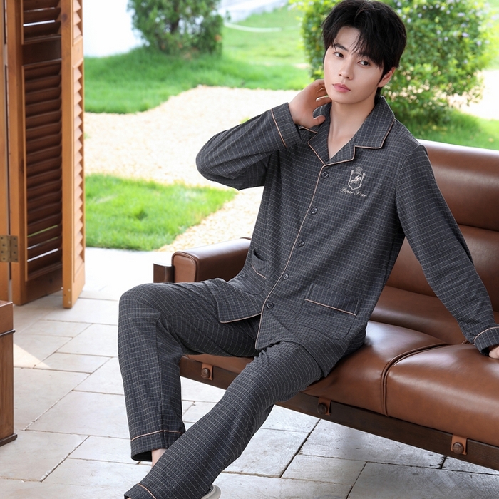 91家纺网 家纺一手货源 找家纺 （总）洛兰沙家居馆 2025新款德绒绵竹加厚300克情侣睡衣男女款睡衣（翻领）