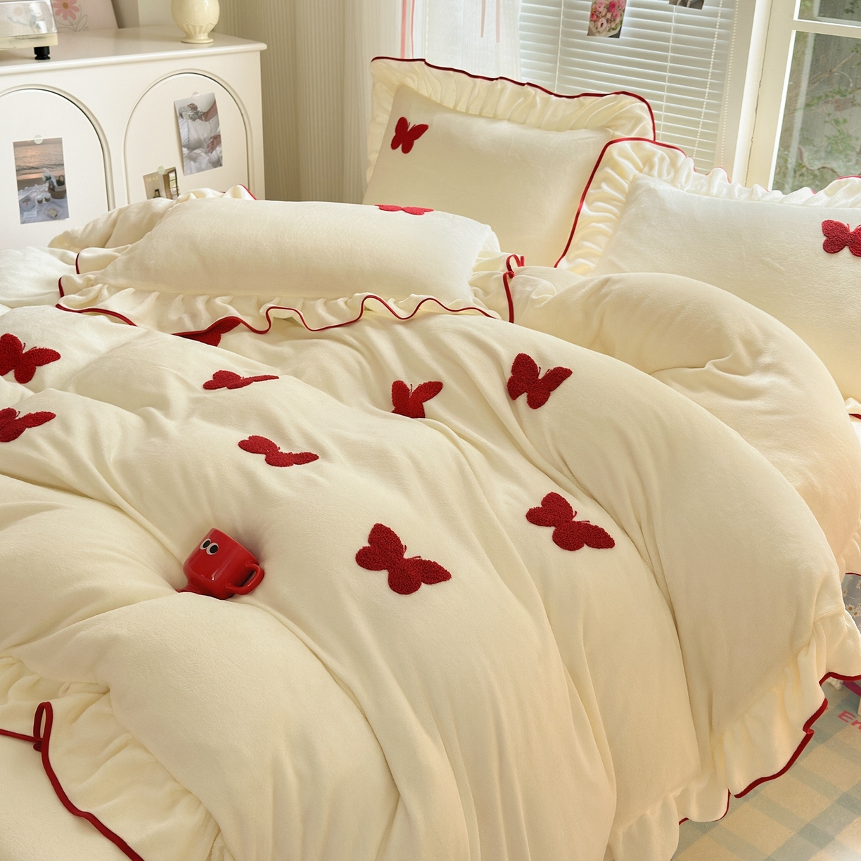 典雅家纺 2025新款高克重牛奶绒毛巾绣系列四件套-蝶韵 蝶韵-奶油黄