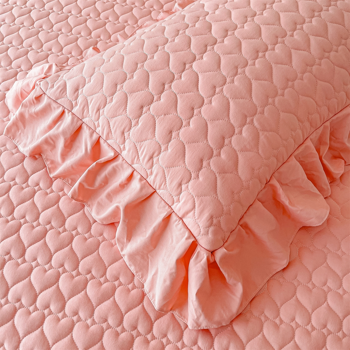 91家纺网 家纺一手货源 找家纺 好儿喜家纺 2025新款A类水洗棉床裙三件套-心语系列 心语-浅豆沙