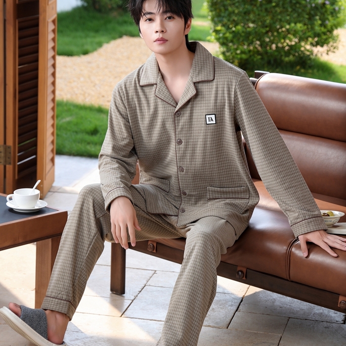 91家纺网 家纺一手货源 找家纺 洛兰沙家居馆 2025新款德绒绵竹加厚300克情侣睡衣男女款睡衣（翻领） 251602-2（男款）