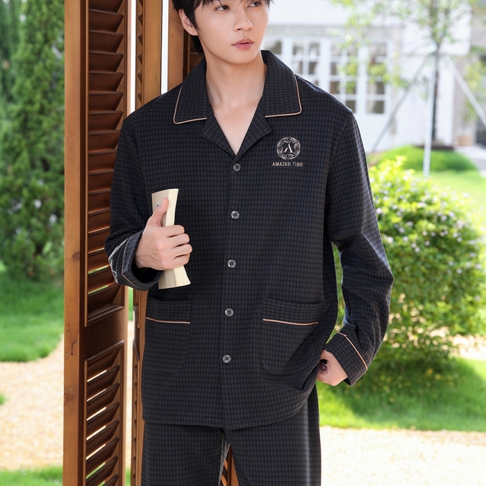 91家纺网 家纺一手货源 找家纺 洛兰沙家居馆 2025新款德绒绵竹加厚300克情侣睡衣男女款睡衣（翻领） 251603-2（男款）