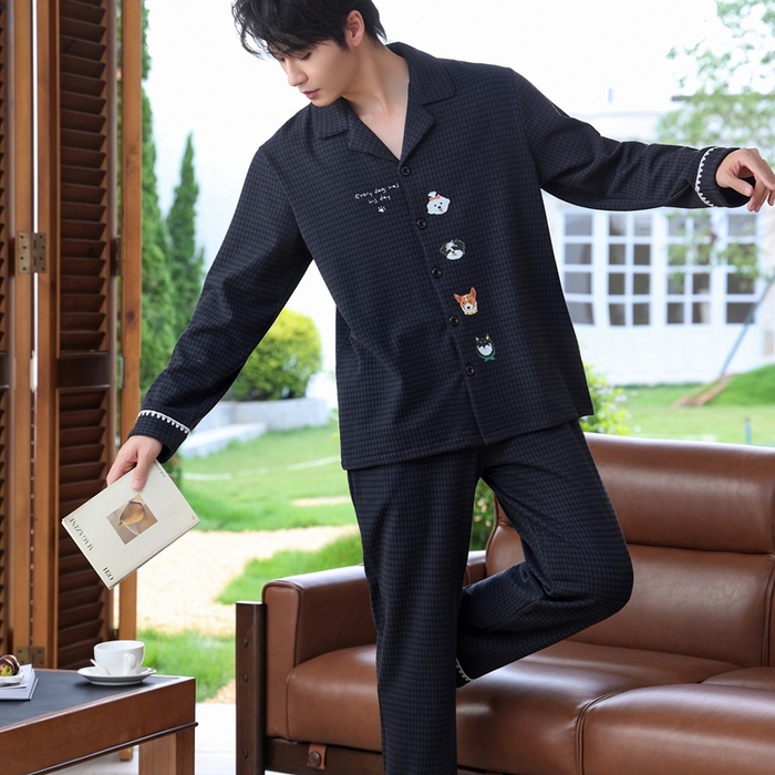 91家纺网 家纺一手货源 找家纺 洛兰沙家居馆 2025新款德绒绵竹加厚300克情侣睡衣男女款睡衣（翻领） 251630（情侣款男）