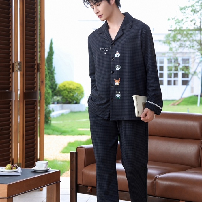 91家纺网 家纺一手货源 找家纺 洛兰沙家居馆 2025新款德绒绵竹加厚300克情侣睡衣男女款睡衣（翻领） 251630（情侣款男）