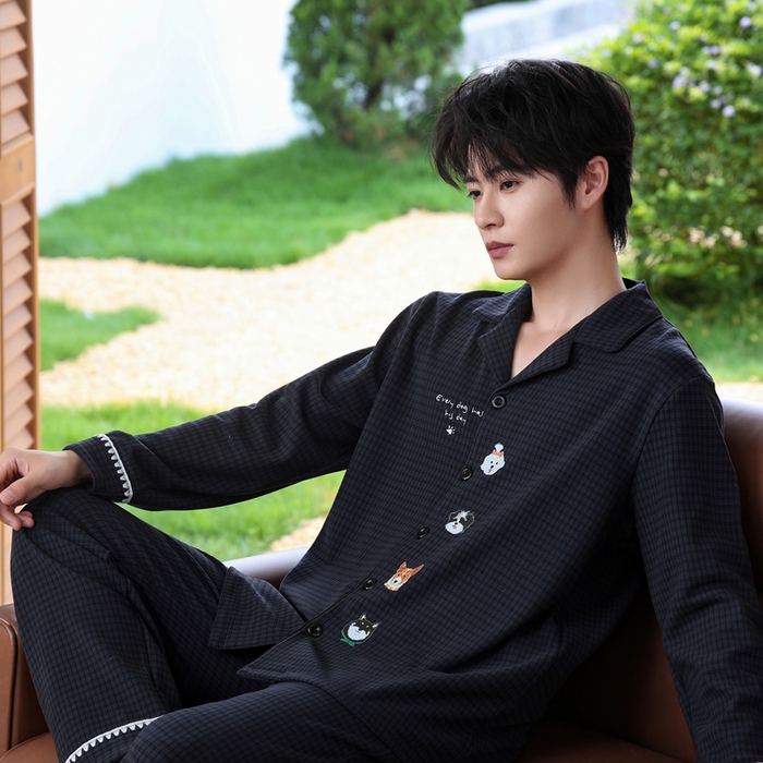 91家纺网 家纺一手货源 找家纺 洛兰沙家居馆 2025新款德绒绵竹加厚300克情侣睡衣男女款睡衣（翻领） 251630（情侣款男）