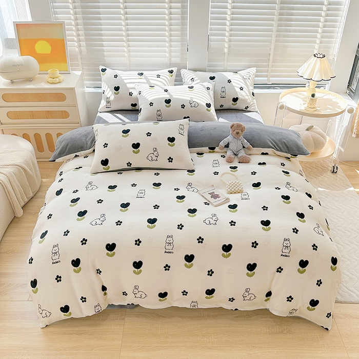 91家纺网 家纺一手货源 找家纺 斯卡诺家纺 2025小清新加厚高克重牛奶绒四件套网红直播爆款 北欧兔