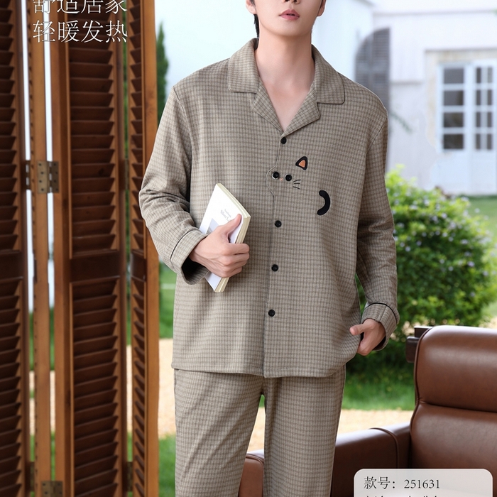 91家纺网 家纺一手货源 找家纺 洛兰沙家居馆 2025新款德绒绵竹加厚300克情侣睡衣男女款睡衣（翻领） 251631（情侣款男）