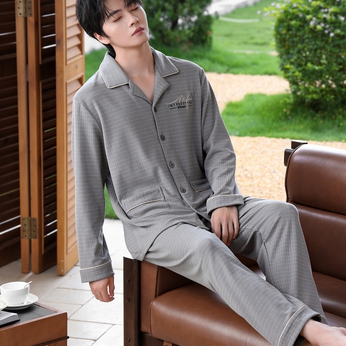 91家纺网 家纺一手货源 找家纺 洛兰沙家居馆 2025新款德绒绵竹加厚300克情侣睡衣男女款睡衣（翻领） 251701（男款）