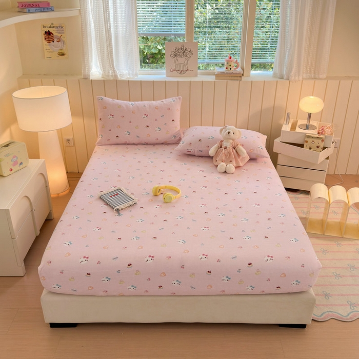 91家纺网 家纺一手货源 找家纺 丽美人家纺 2025年牛奶绒小版印花床笠单床笠床笠单件 可爱小猫