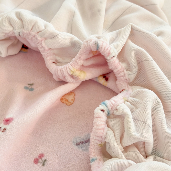 91家纺网 家纺一手货源 找家纺 丽美人家纺 2025年牛奶绒小版印花床笠单床笠床笠单件 可爱小猫