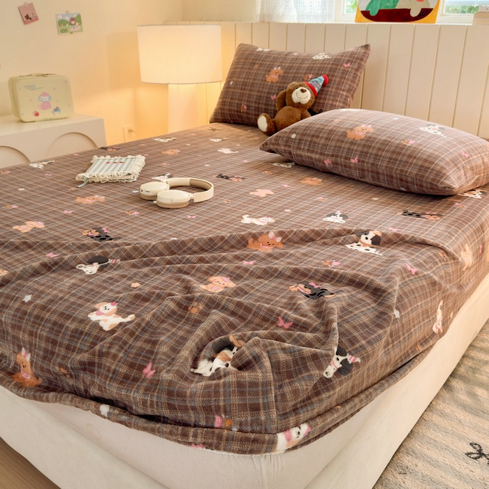 91家纺网 家纺一手货源 找家纺 丽美人家纺 2025年牛奶绒小版印花床笠单床笠床笠单件 英伦小狗