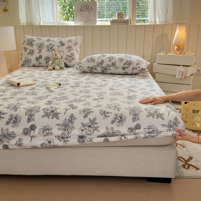 91家纺网 家纺一手货源 找家纺 丽美人家纺 2025年牛奶绒小版印花床笠单床笠床笠单件 复古山茶