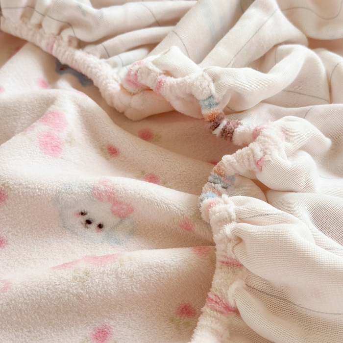 91家纺网 家纺一手货源 找家纺 丽美人家纺 2025年牛奶绒小版印花床笠单床笠床笠单件 油画小萌物