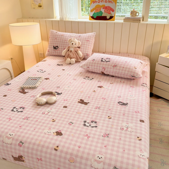 91家纺网 家纺一手货源 找家纺 丽美人家纺 2025年牛奶绒小版印花床笠单床笠床笠单件 格子小狗