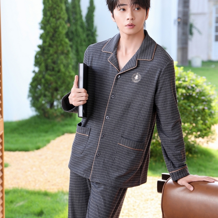 91家纺网 家纺一手货源 找家纺 洛兰沙家居馆 2025新款德绒绵竹加厚300克情侣睡衣男女款睡衣（翻领） 251702-1（男款）