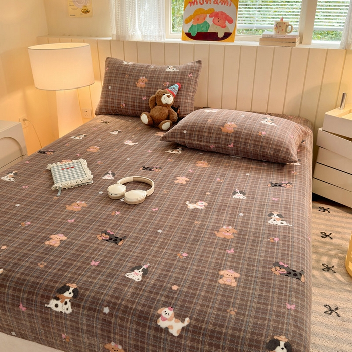 91家纺网 家纺一手货源 找家纺 丽美人家纺 2025年牛奶绒小版印花床笠单床笠床笠单件 英伦小狗