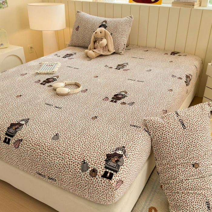 91家纺网 家纺一手货源 找家纺 丽美人家纺 2025年牛奶绒小版印花床笠单床笠床笠单件 春日女孩