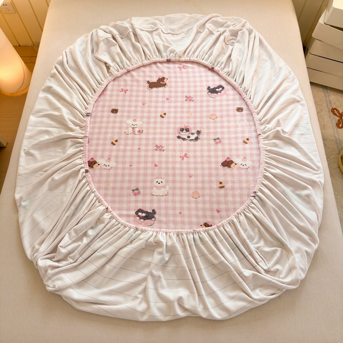 91家纺网 家纺一手货源 找家纺 丽美人家纺 2025年牛奶绒小版印花床笠单床笠床笠单件 格子小狗