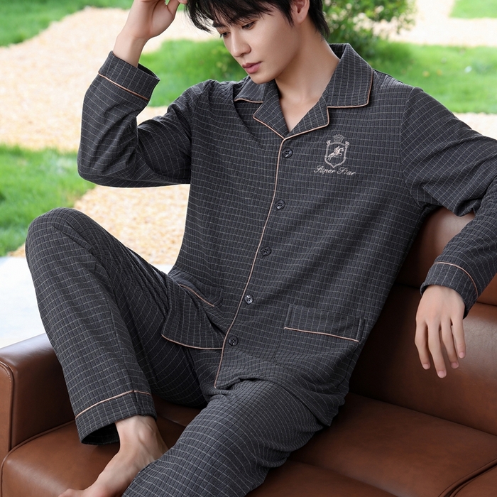 91家纺网 家纺一手货源 找家纺 洛兰沙家居馆 2025新款德绒绵竹加厚300克情侣睡衣男女款睡衣（翻领） 251703（男款）