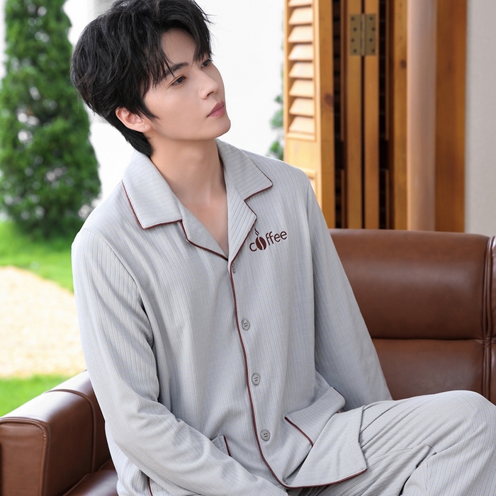 91家纺网 家纺一手货源 找家纺 洛兰沙家居馆 2025新款德绒绵竹加厚300克情侣睡衣男女款睡衣（翻领） 251705-1（男款）