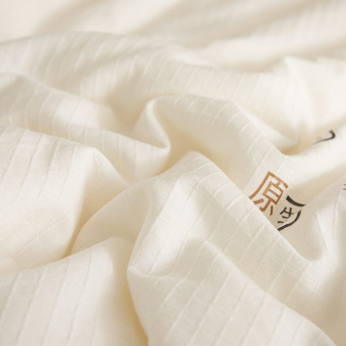 91家纺网 家纺一手货源 找家纺 （总）纪梵茜 2025新款59%豆朴原棉大豆被子被芯场景二