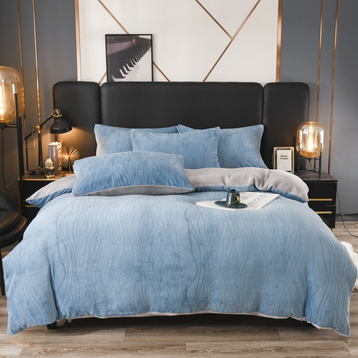 91家纺网 家纺一手货源 找家纺 米瑞娜 2025新款牛奶绒四件套 律动-蓝灰