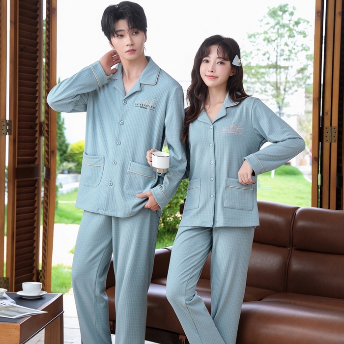 91家纺网 家纺一手货源 找家纺 洛兰沙家居馆 2025新款德绒绵竹加厚300克情侣睡衣男女款睡衣（翻领） 251731（情侣款男）