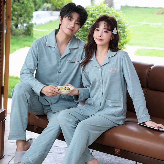 91家纺网 家纺一手货源 找家纺 洛兰沙家居馆 2025新款德绒绵竹加厚300克情侣睡衣男女款睡衣（翻领） 251731（情侣款男）
