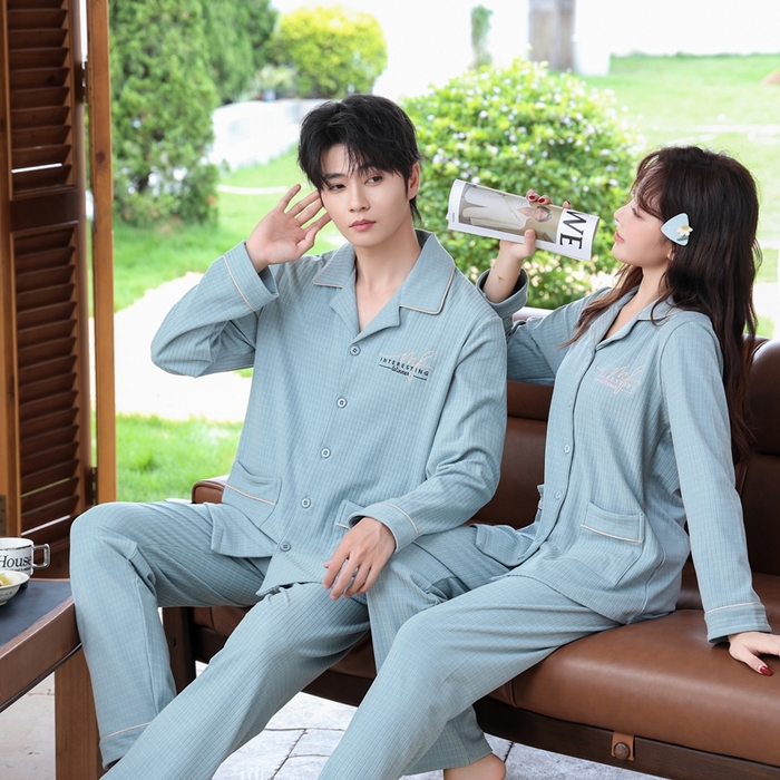 91家纺网 家纺一手货源 找家纺 洛兰沙家居馆 2025新款德绒绵竹加厚300克情侣睡衣男女款睡衣（翻领） 259731（情侣款女）