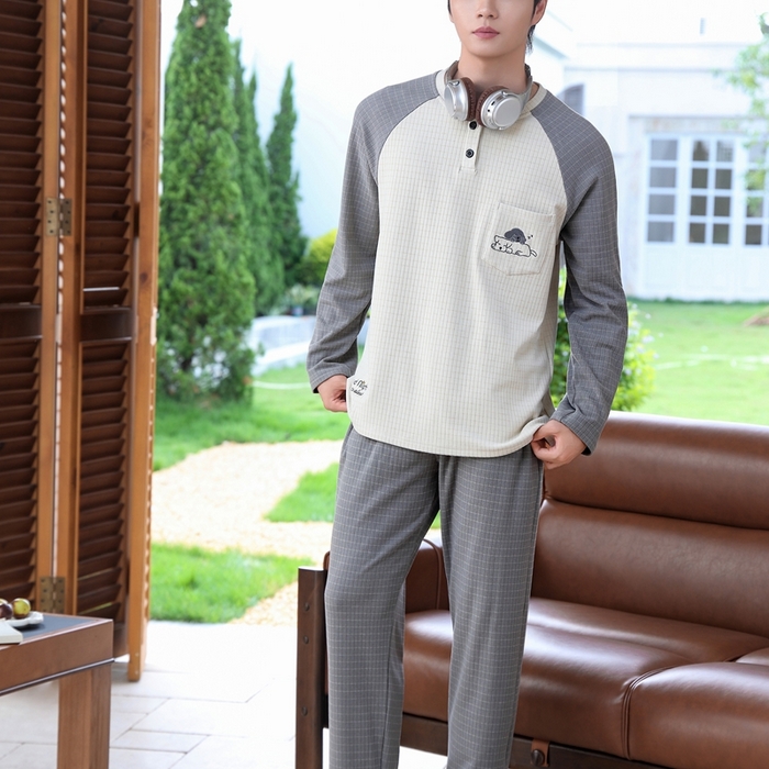 91家纺网 家纺一手货源 找家纺 洛兰沙家居馆 2025新款德绒绵竹加厚300克情侣睡衣男女款睡衣（翻领） 251750（情侣款男）