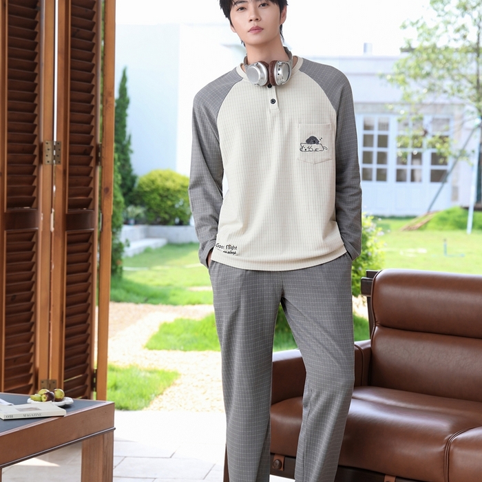 91家纺网 家纺一手货源 找家纺 洛兰沙家居馆 2025新款德绒绵竹加厚300克情侣睡衣男女款睡衣（翻领） 251750（情侣款男）