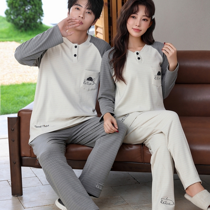 91家纺网 家纺一手货源 找家纺 洛兰沙家居馆 2025新款德绒绵竹加厚300克情侣睡衣男女款睡衣（翻领） 259750（情侣款女）