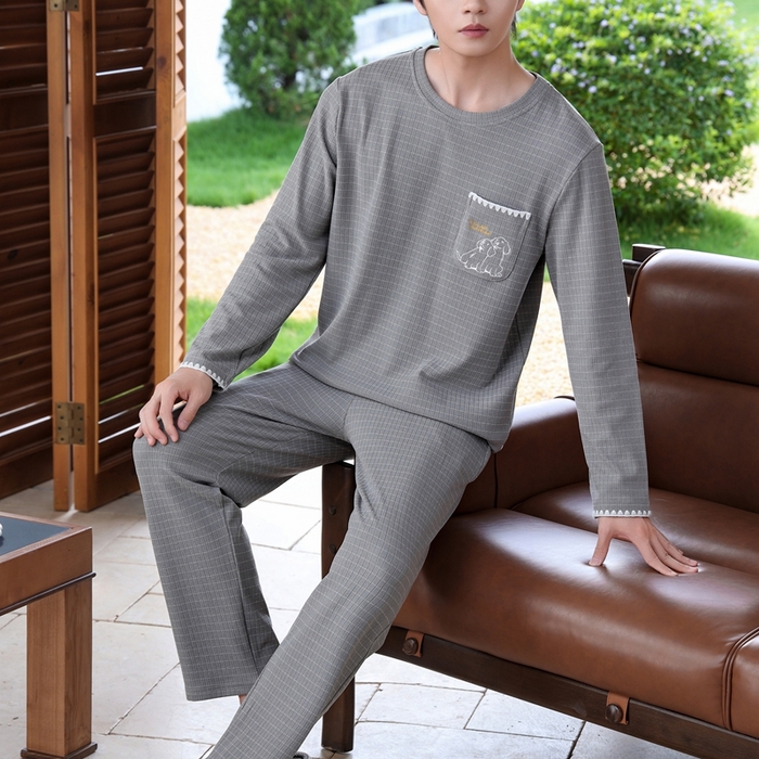 91家纺网 家纺一手货源 找家纺 洛兰沙家居馆 2025新款德绒绵竹加厚300克情侣睡衣男女款睡衣（翻领） 251751（情侣款男）