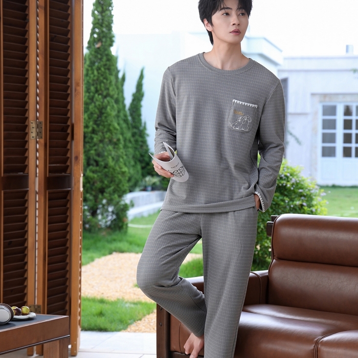 91家纺网 家纺一手货源 找家纺 洛兰沙家居馆 2025新款德绒绵竹加厚300克情侣睡衣男女款睡衣（翻领） 251751（情侣款男）