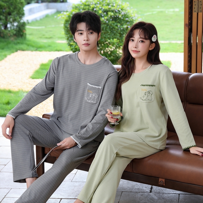 91家纺网 家纺一手货源 找家纺 洛兰沙家居馆 2025新款德绒绵竹加厚300克情侣睡衣男女款睡衣（翻领） 251751（情侣款男）