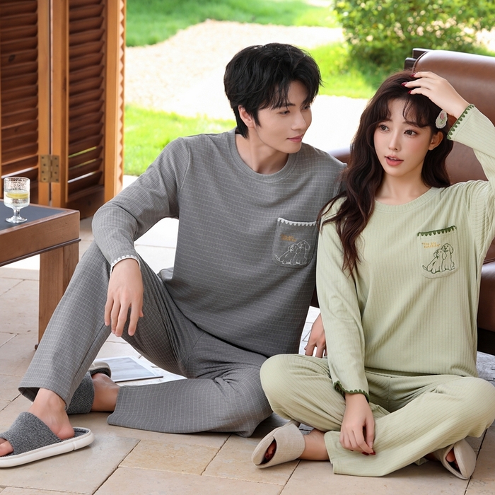 91家纺网 家纺一手货源 找家纺 洛兰沙家居馆 2025新款德绒绵竹加厚300克情侣睡衣男女款睡衣（翻领） 251751（情侣款男）