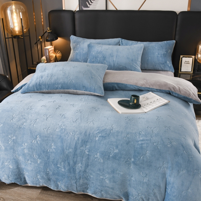 91家纺网 家纺一手货源 找家纺 米瑞娜 2025新款牛奶绒四件套 蝴蝶结-蓝灰