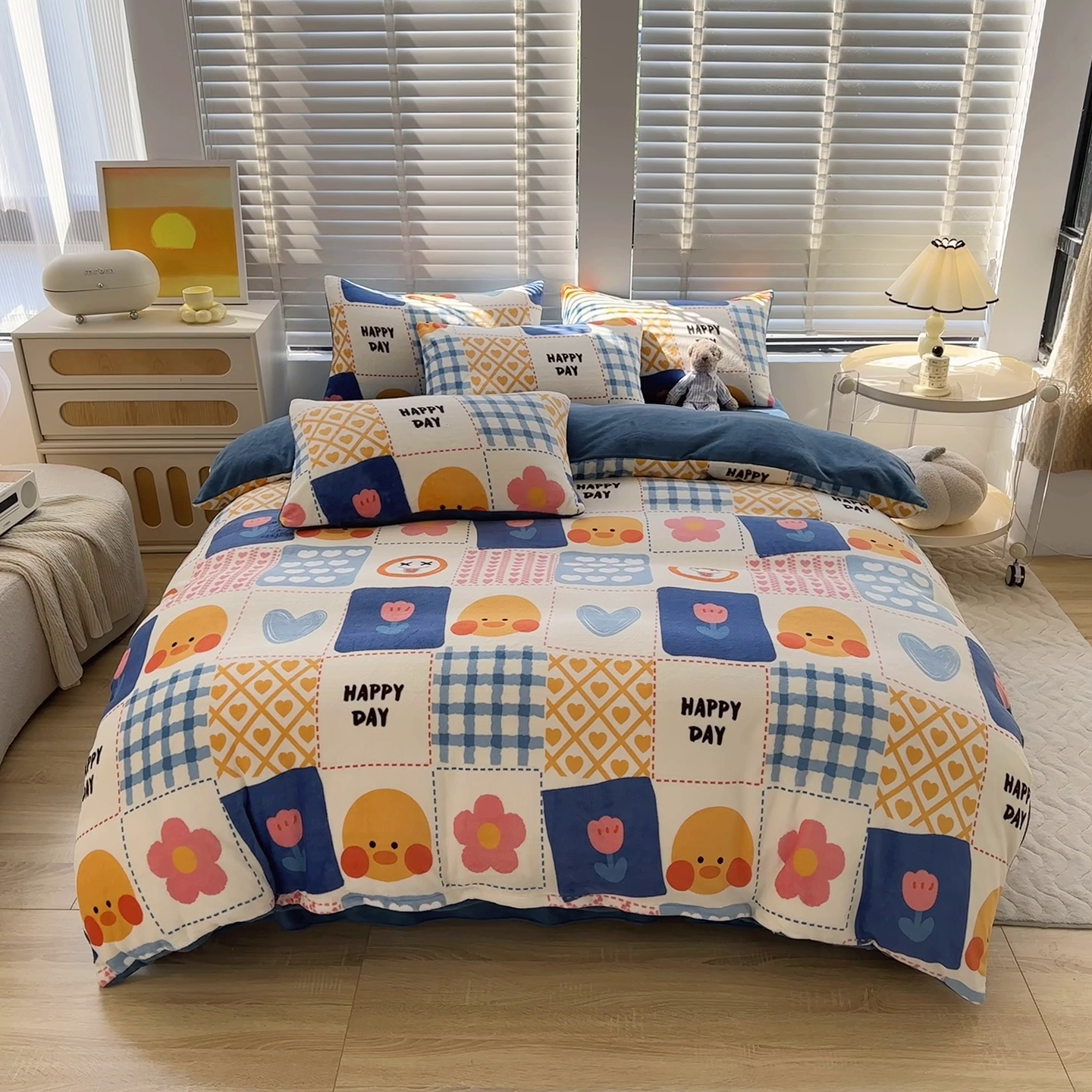 91家纺网 家纺一手货源 找家纺 斯卡诺家纺 2025小清新加厚高克重牛奶绒四件套网红直播爆款 兰心小鸭