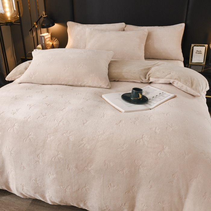 91家纺网 家纺一手货源 找家纺 米瑞娜 2025新款牛奶绒四件套 蝴蝶结-奶杏