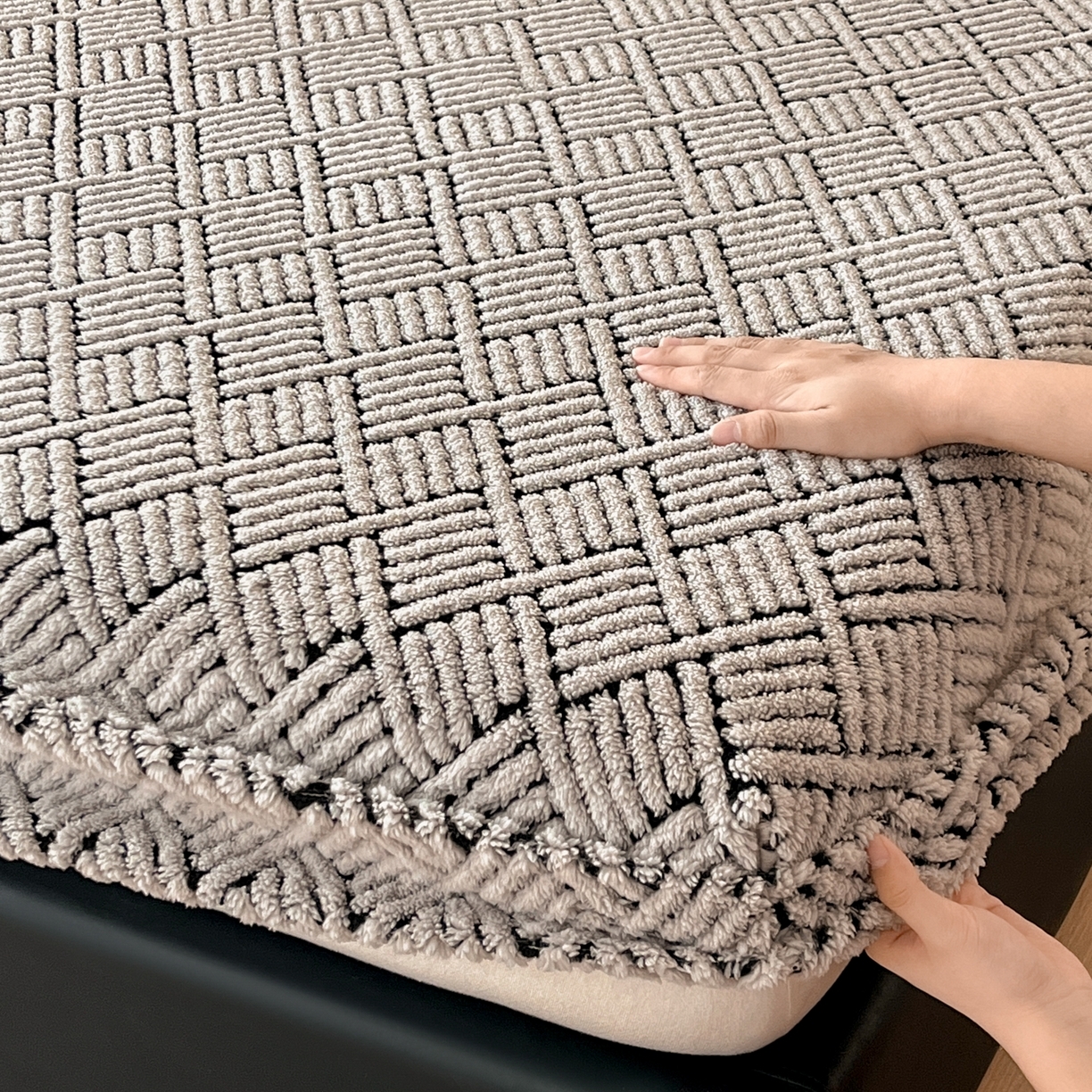 91家纺网 家纺一手货源 找家纺 （总）欧邦 2025新款提花暖阳舒棉绒单床笠-梦境