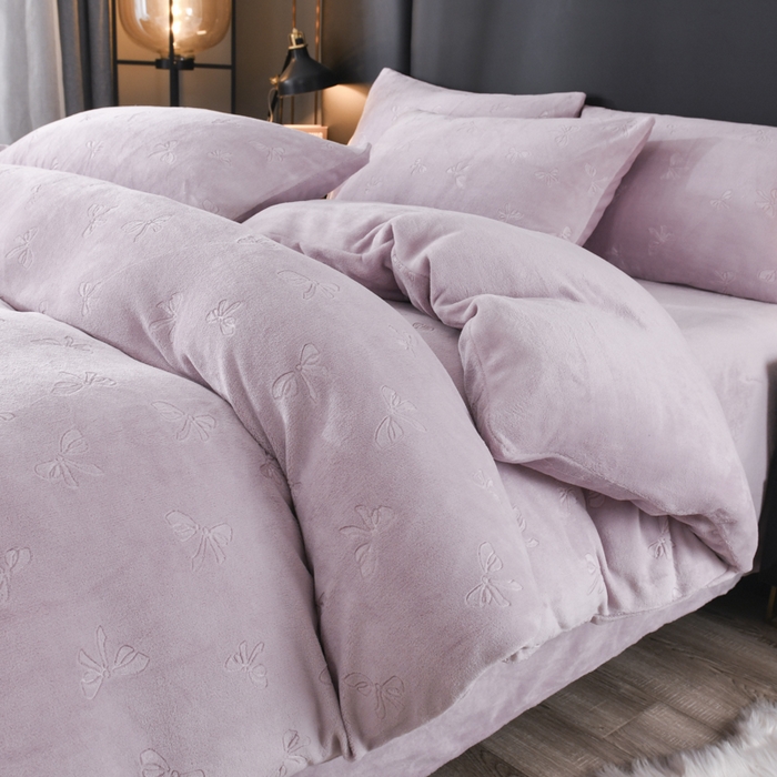 91家纺网 家纺一手货源 找家纺 米瑞娜 2025新款牛奶绒四件套 蝴蝶结-香芋紫